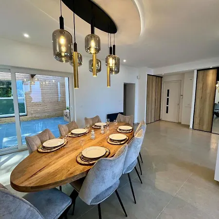Style Loft - - 3 Διαμέρισμα *